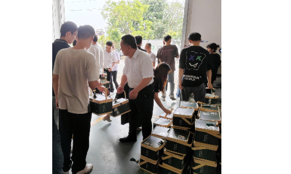 Guangzhou Langtian  Celebrates Dragon Boat Festival with Thoughtful Gifts for Employees